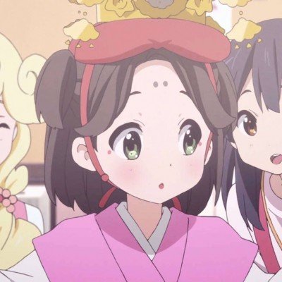 2名小孩哥背迷路幼童走3公里寻家人